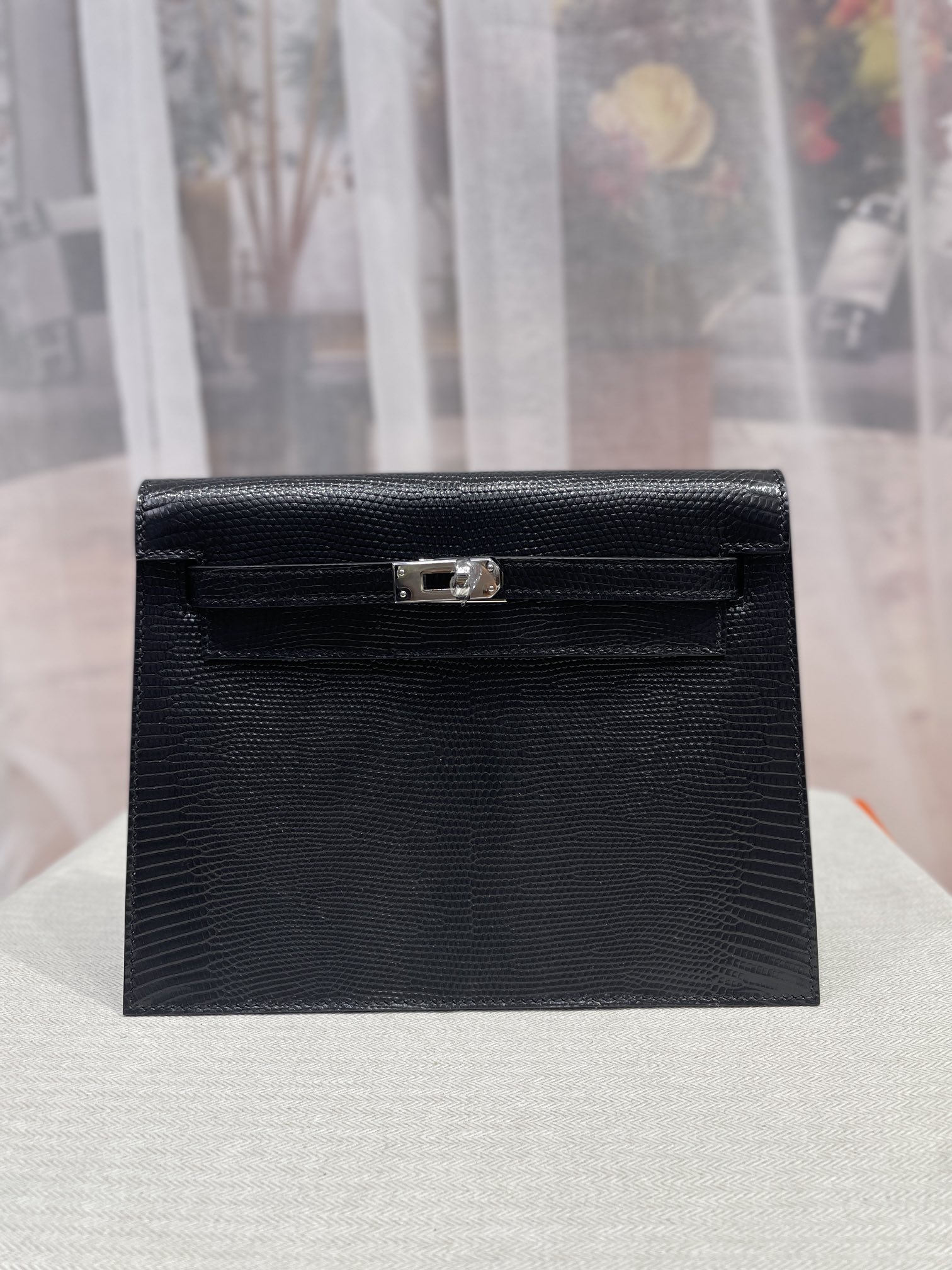 Hermes Kelly Danse Evercolor Bag In Black Lizard Leather